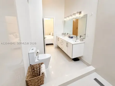 2641 S Parkview Drive Hallandale Beach FL 33009