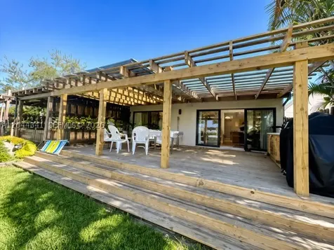 2641 S Parkview Drive Hallandale Beach FL 33009