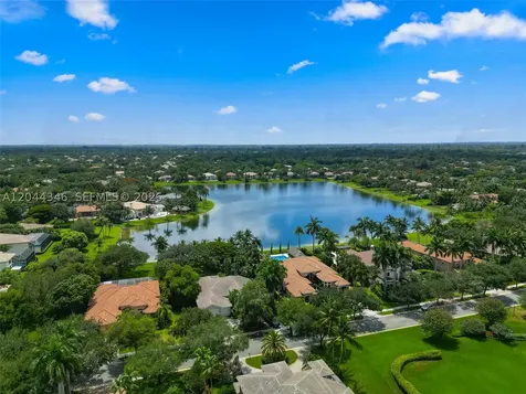 2982 E Lake Vista Circle Davie FL 33328