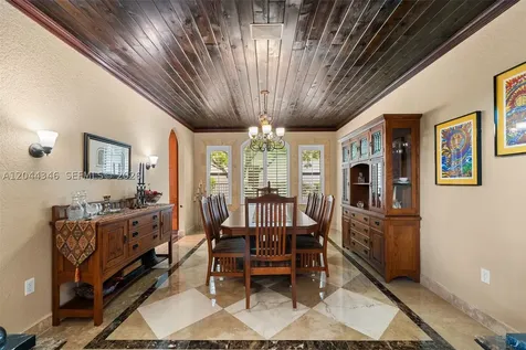 2982 E Lake Vista Circle Davie FL 33328