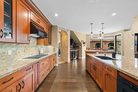 2982 E Lake Vista Circle Davie FL 33328