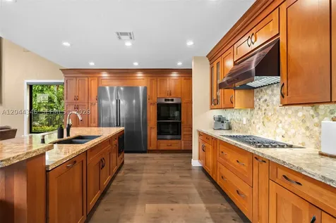2982 E Lake Vista Circle Davie FL 33328