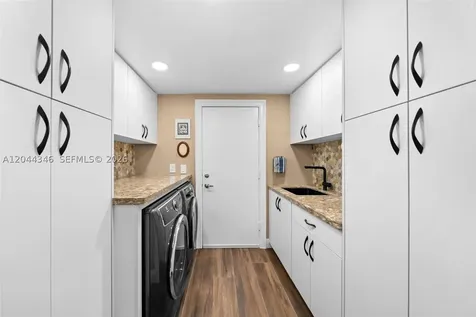 2982 E Lake Vista Circle Davie FL 33328