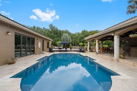 2982 E Lake Vista Circle Davie FL 33328