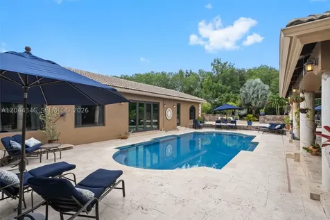 2982 E Lake Vista Circle Davie FL 33328
