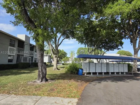 479 NE 210th Cir Terrace Miami FL 33179