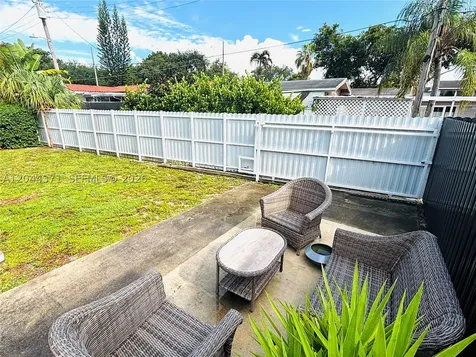 North Miami Beach FL 33162