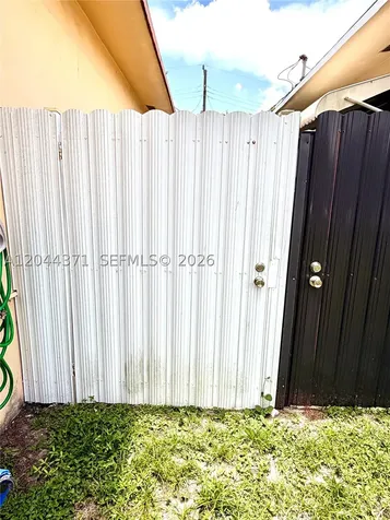 North Miami Beach FL 33162