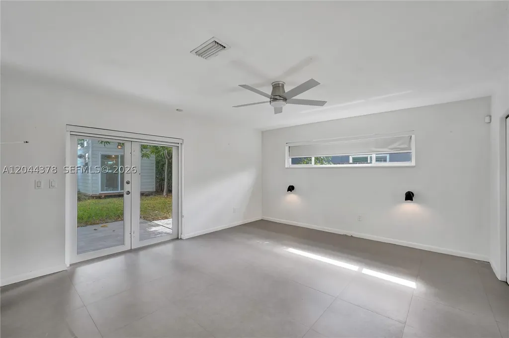 4311 Hayes Street Hollywood FL 33021