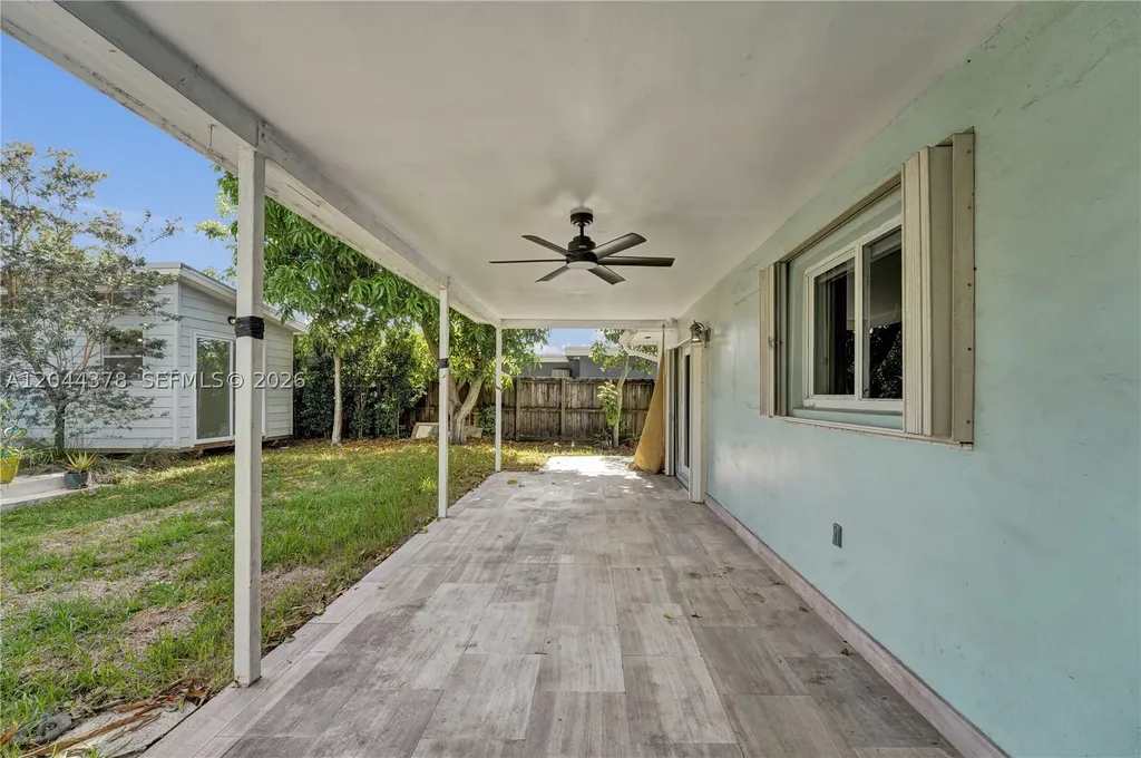 4311 Hayes Street Hollywood FL 33021
