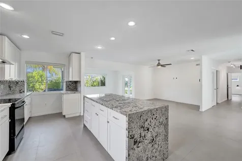 4311 Hayes Street Hollywood FL 33021