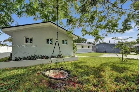 4311 Hayes Street Hollywood FL 33021