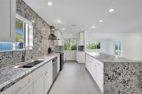 4311 Hayes Street Hollywood FL 33021