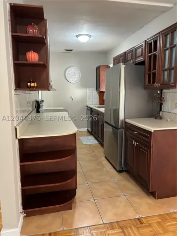 2082 NE 180th Street North Miami Beach FL 33162