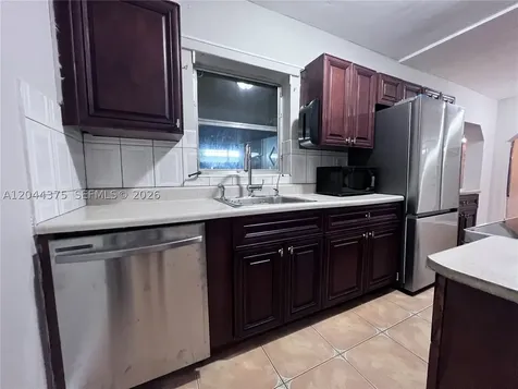 2082 NE 180th Street North Miami Beach FL 33162