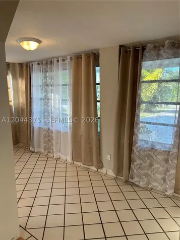2082 NE 180th Street North Miami Beach FL 33162