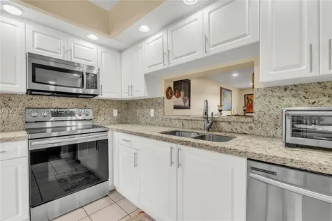 12900 SW 13th Street Pembroke Pines FL 33027