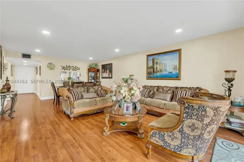 12900 SW 13th Street Pembroke Pines FL 33027