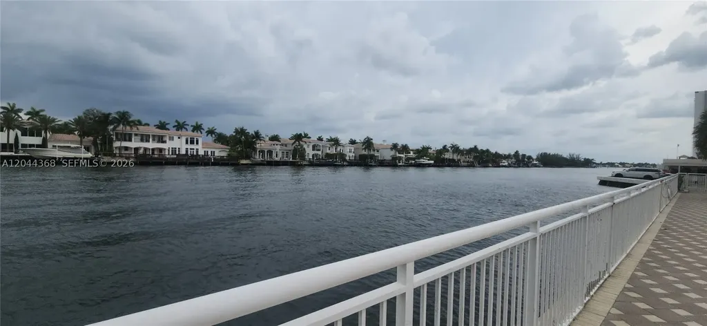1600 S Ocean Drive Hollywood FL 33019