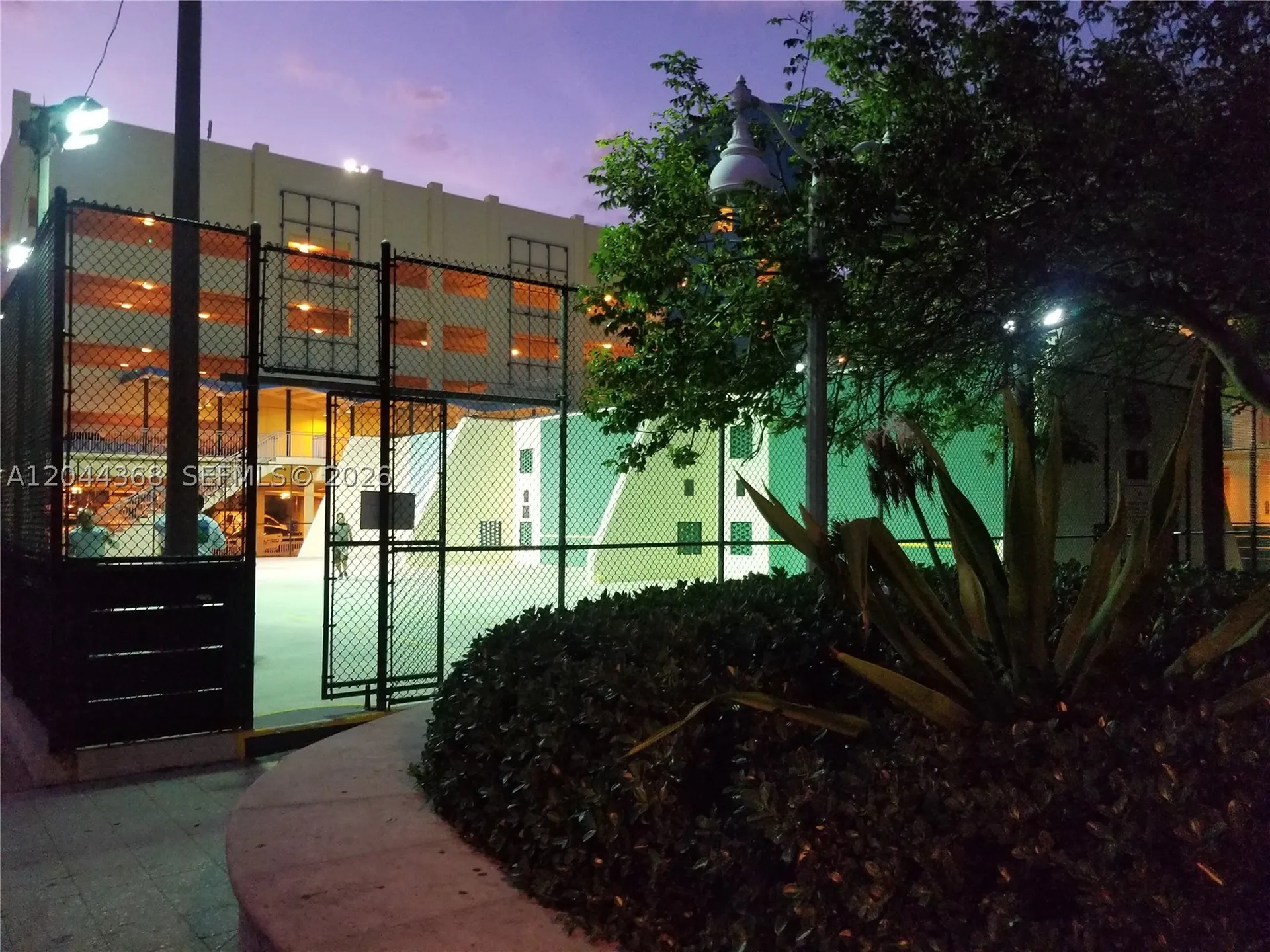 1600 S Ocean Drive Hollywood FL 33019