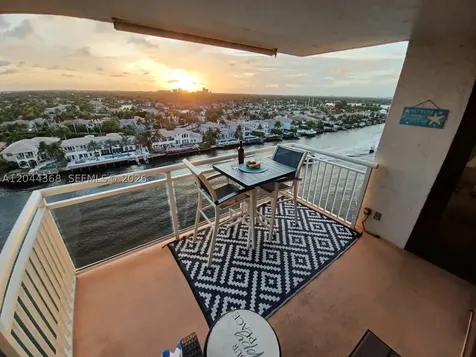 1600 S Ocean Drive Hollywood FL 33019