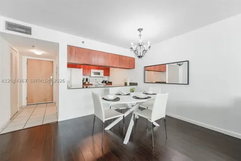 1200 Brickell Bay Drive Miami FL 33131