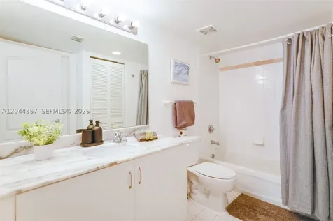 1200 Brickell Bay Drive Miami FL 33131
