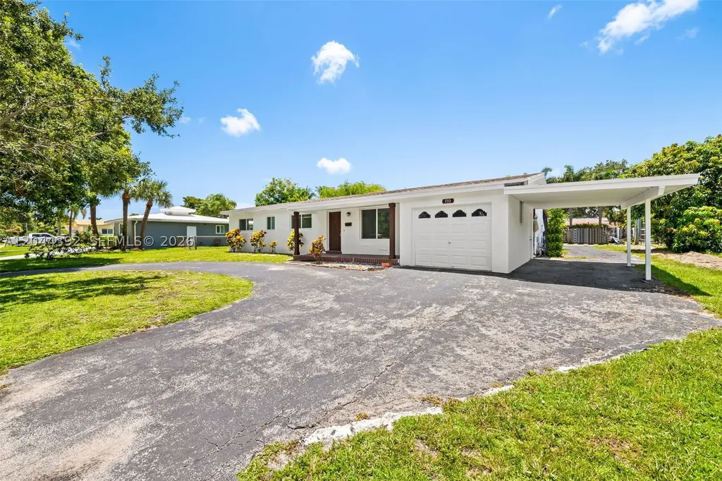 733 N Rainbow Drive Hollywood FL 33021