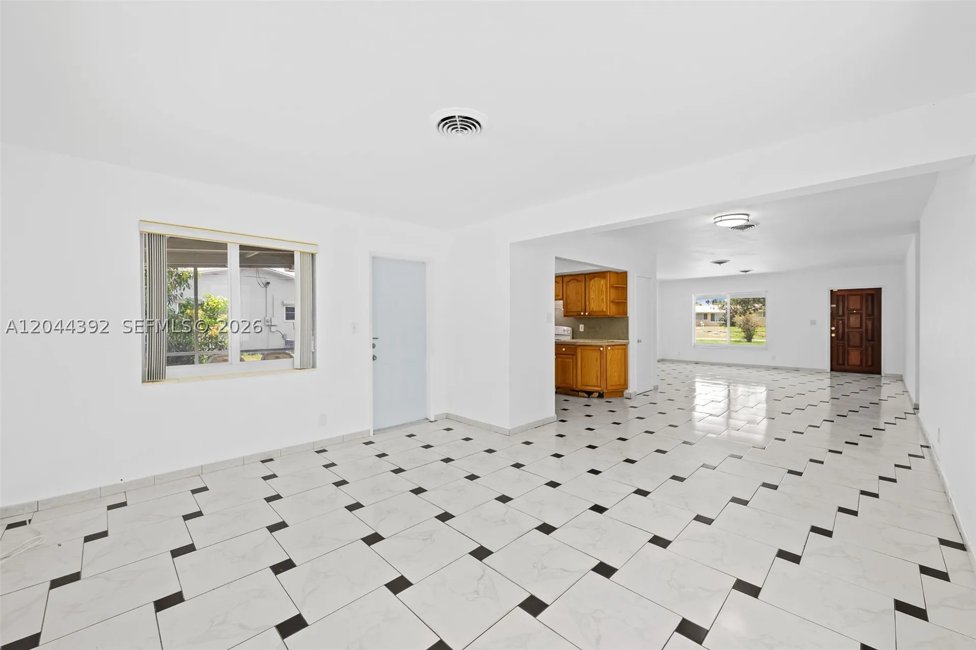 733 N Rainbow Drive Hollywood FL 33021