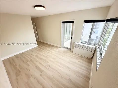 641 Espanola Way Miami Beach FL 33139