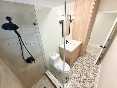 641 Espanola Way Miami Beach FL 33139