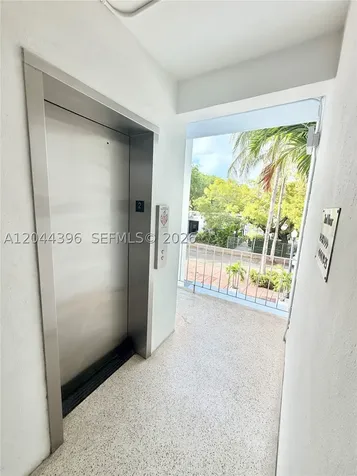 641 Espanola Way Miami Beach FL 33139