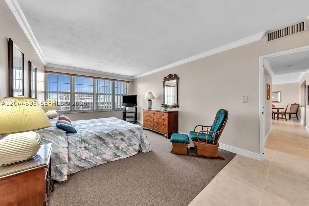 3111 N Ocean Drive Hollywood FL 33019