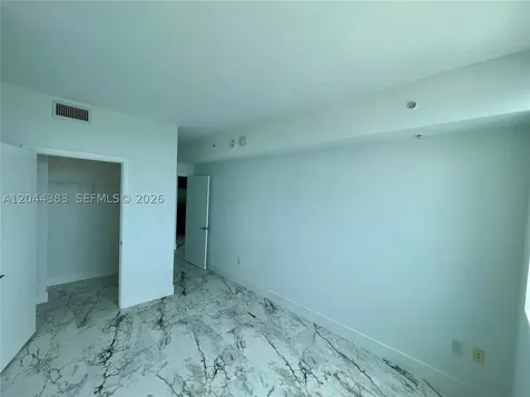 253 NE 2nd Street Miami FL 33132