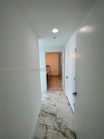 253 NE 2nd Street Miami FL 33132
