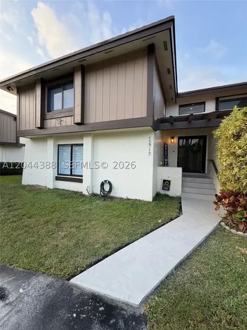 12717 SW 66th Terrace Miami FL 33183