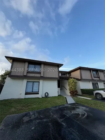 12717 SW 66th Terrace Miami FL 33183