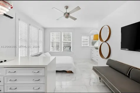 739 2nd Street Miami Beach FL 33139