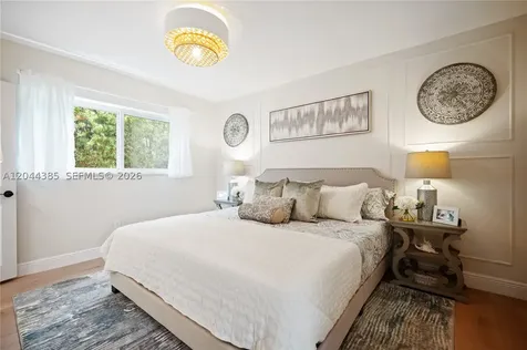 4220 SW 14th Street Miami FL 33134