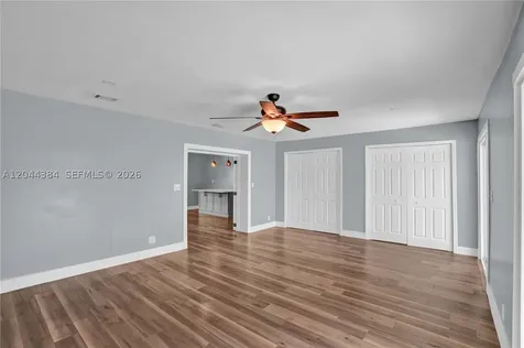 611 SW 76th Terrace North Lauderdale FL 33068