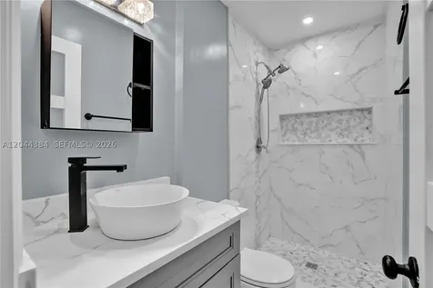 611 SW 76th Terrace North Lauderdale FL 33068