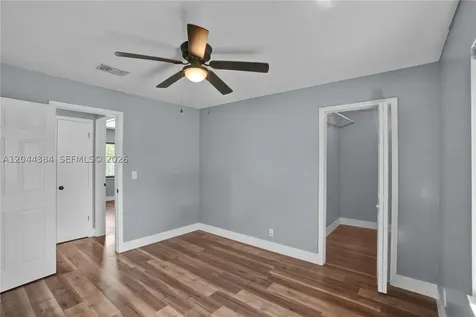 611 SW 76th Terrace North Lauderdale FL 33068