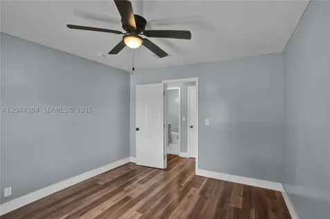 611 SW 76th Terrace North Lauderdale FL 33068