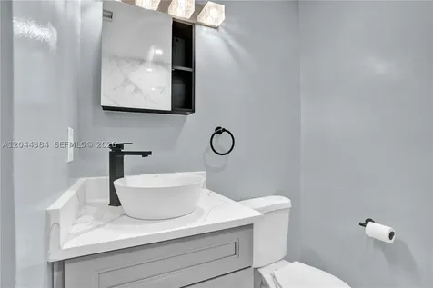 611 SW 76th Terrace North Lauderdale FL 33068