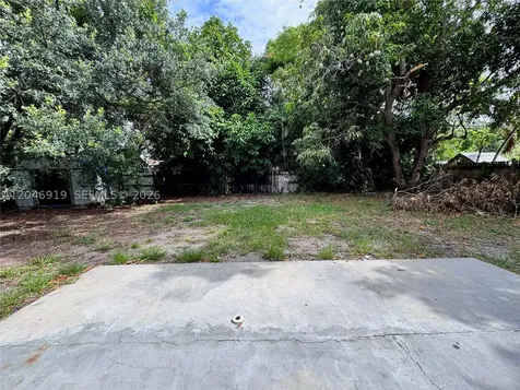 1801 NE 50th Street Pompano Beach FL 33064