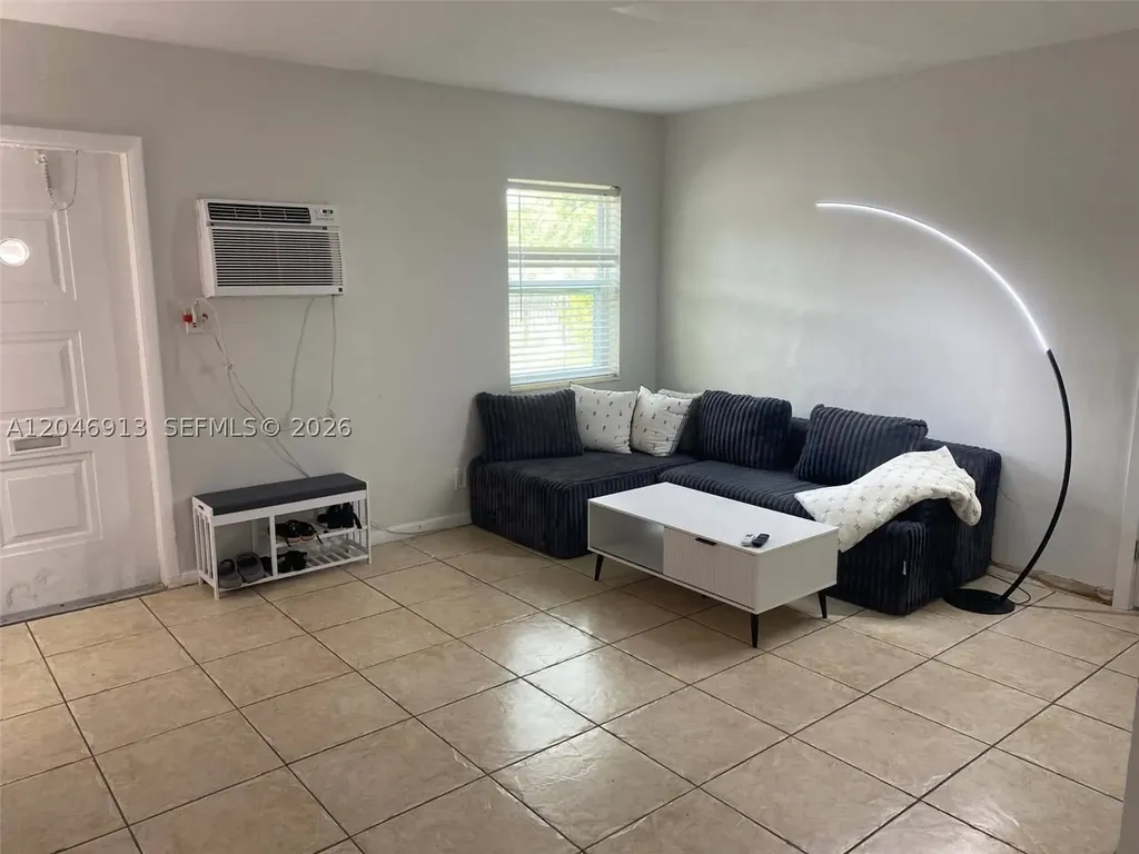 1212 NW 11th Court Fort Lauderdale FL 33311