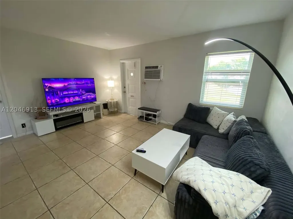 1212 NW 11th Court Fort Lauderdale FL 33311