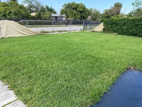1212 NW 11th Court Fort Lauderdale FL 33311