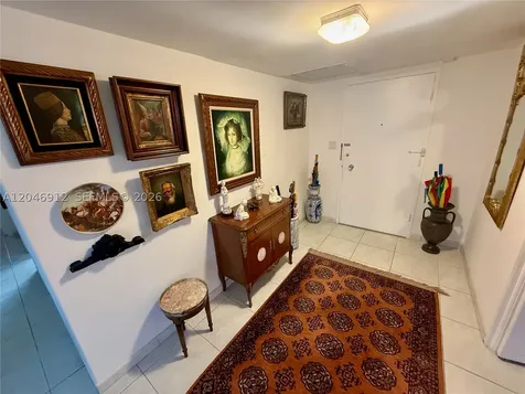 900 Bay Drive Miami Beach FL 33141