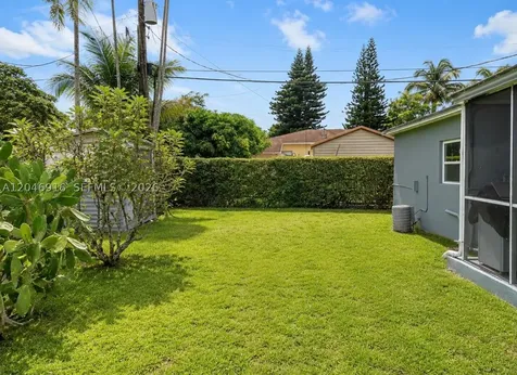 432 NW 103rd Street Miami FL 33150